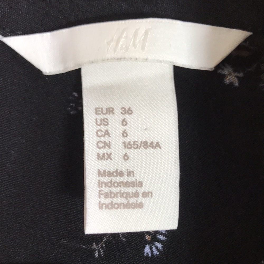 H&M Floral Mockneck Peplum Dress - Picture 5 of 6